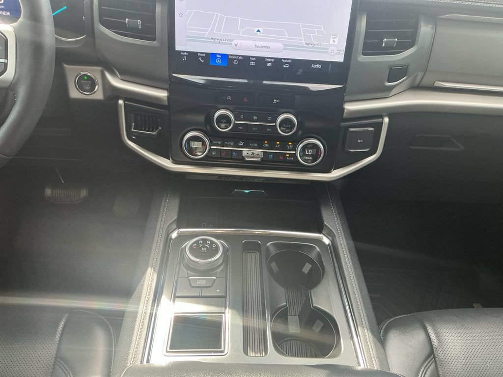 Certified 2024 Ford Expedition XLT RWD image 20