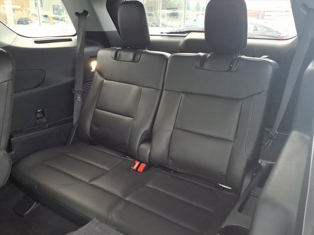 Certified 2023 Ford Explorer XLT w/ Equipment Group 202A image 10