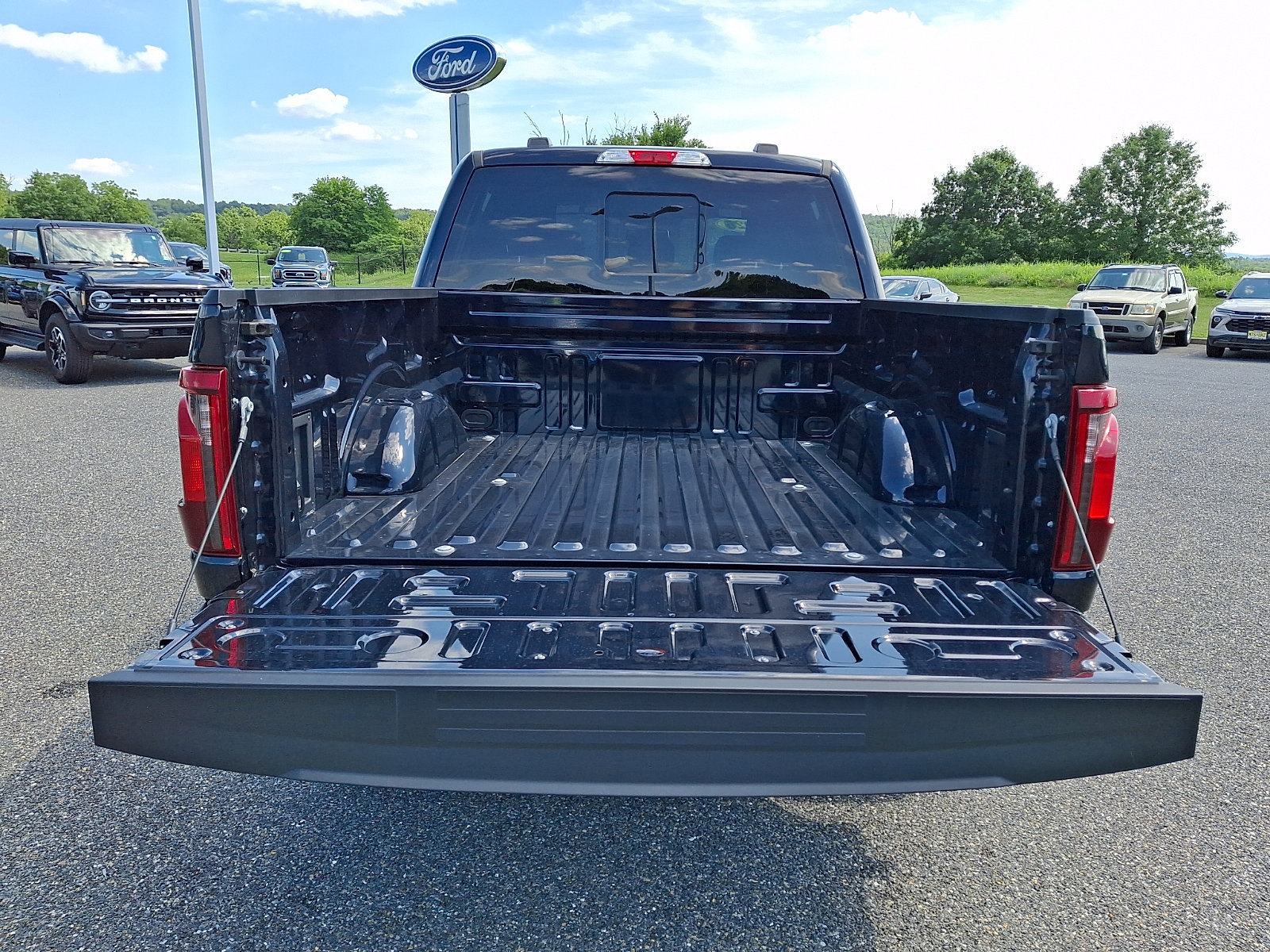 Certified 2026 Ford F150 XLT w/ Equipment Group 302A MID AWD/4WD image 29