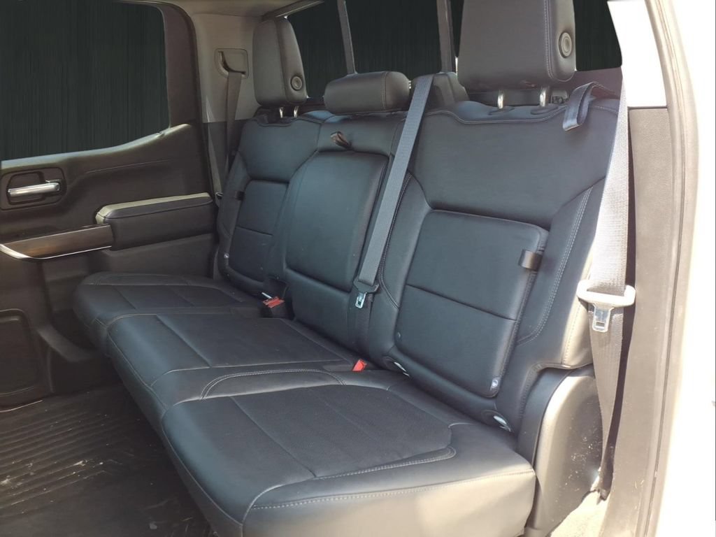 Used 2021 GMC Sierra 1500 SLT AWD/4WD image 16
