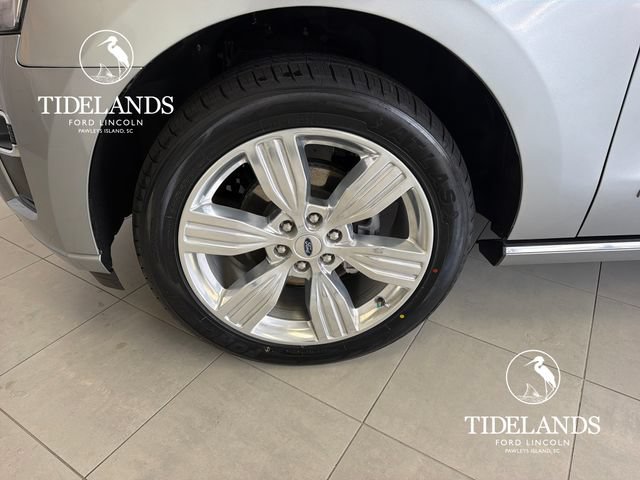 Certified 2023 Ford Expedition Platinum AWD/4WD image 32