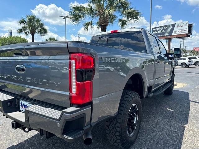 Certified 2025 Ford F250 Lariat w/ Tremor Off-Road Package AWD/4WD image 5