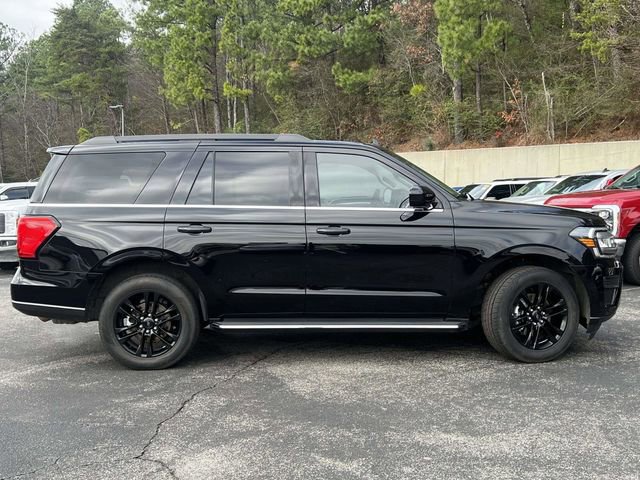 Certified 2023 Ford Expedition XLT image 6
