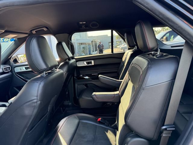 Certified 2023 Ford Explorer ST-Line w/ Class IV Trailer Tow Package RWD image 12