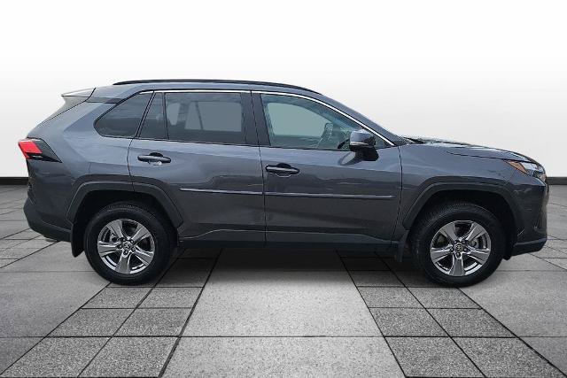 Used 2024 Toyota RAV4 XLE w/ Weather Package AWD/4WD image 4