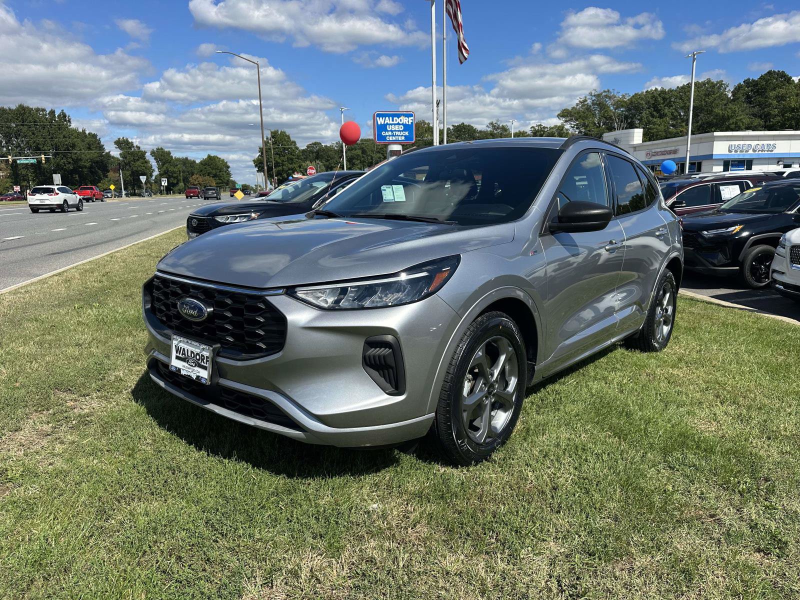 Certified 2023 Ford Escape ST-Line w/ Equipment Group 301A FWD image 3