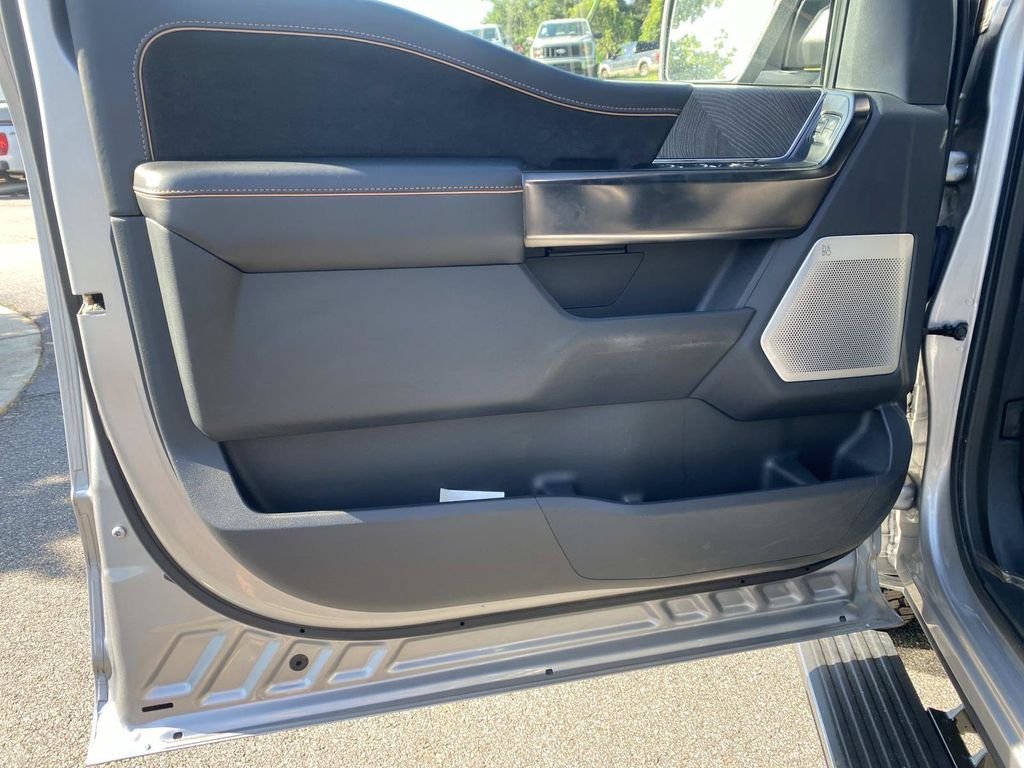 Certified 2022 Ford F150 Platinum w/ Equipment Group 701A High AWD/4WD image 18