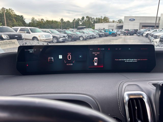 Certified 2025 Ford Expedition Platinum AWD/4WD image 13