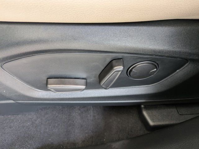 Certified 2023 Ford Explorer Limited w/ Limited Technology Package image 23
