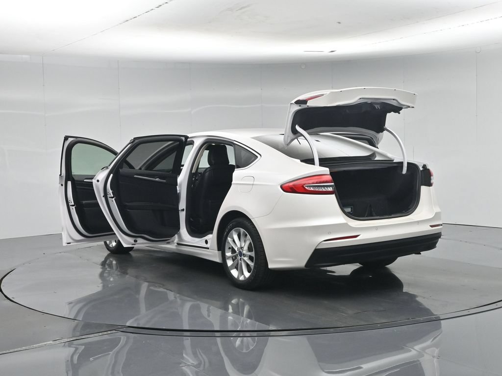 Certified 2019 Ford Fusion Energi Titanium FWD image 37