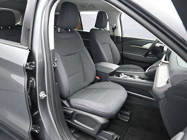 Certified 2026 Ford Explorer Active RWD image 28