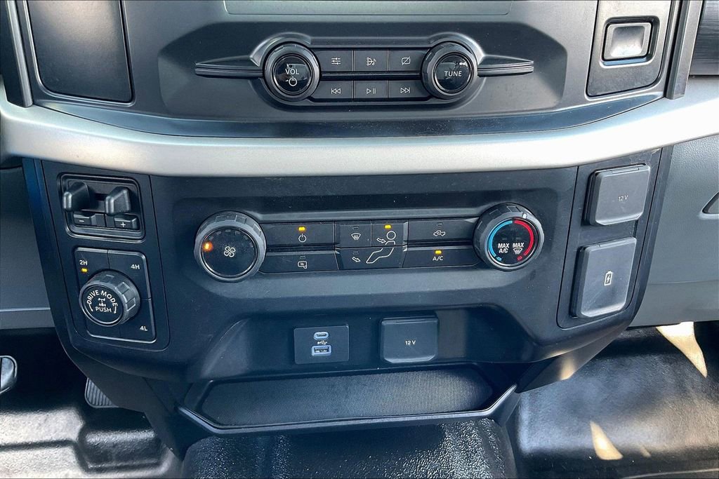 Certified 2021 Ford F150 XL w/ FX4 Off-Road Package AWD/4WD image 32