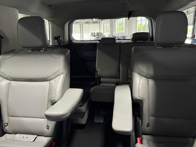 Certified 2025 Ford Expedition Active AWD/4WD image 24
