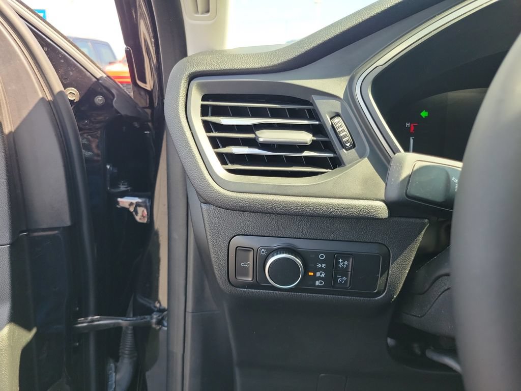 Certified 2023 Ford Escape Active AWD/4WD image 22