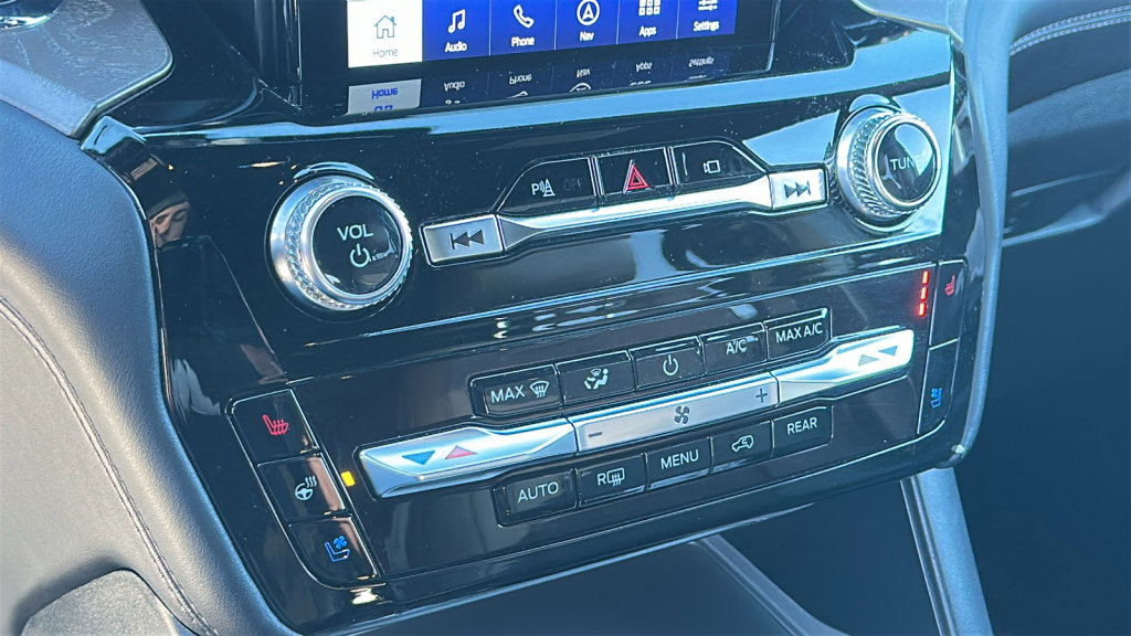 Certified 2023 Ford Explorer Platinum w/ Technology Package image 14