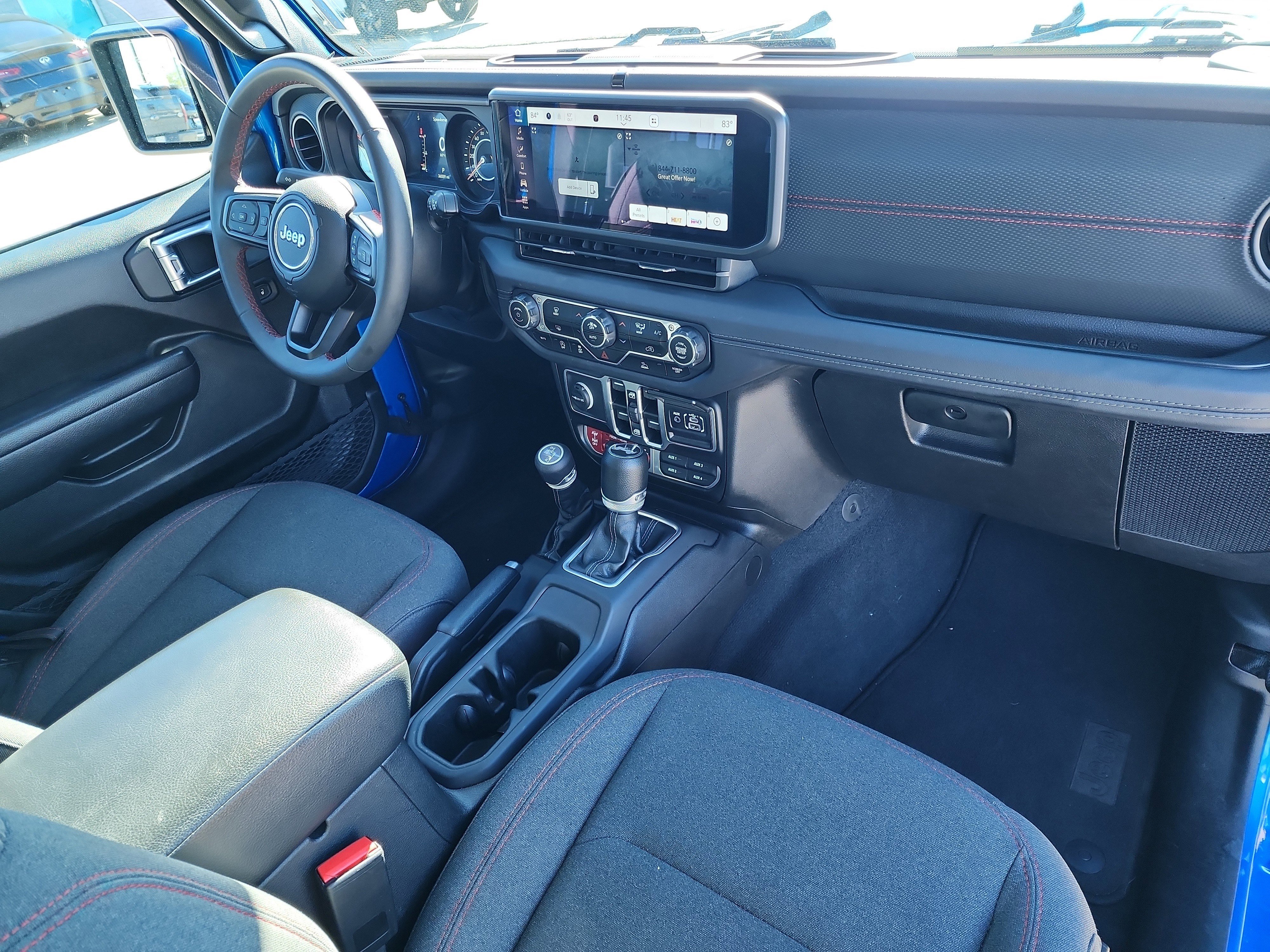 Used 2024 Jeep Wrangler Rubicon image 16