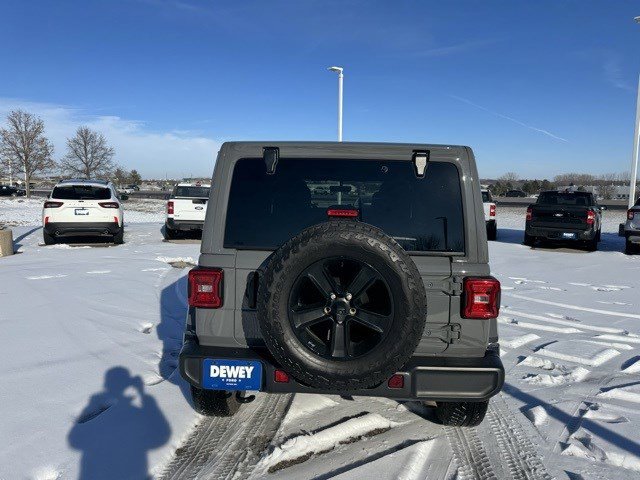 Used 2023 Jeep Wrangler Unlimited Sahara image 7