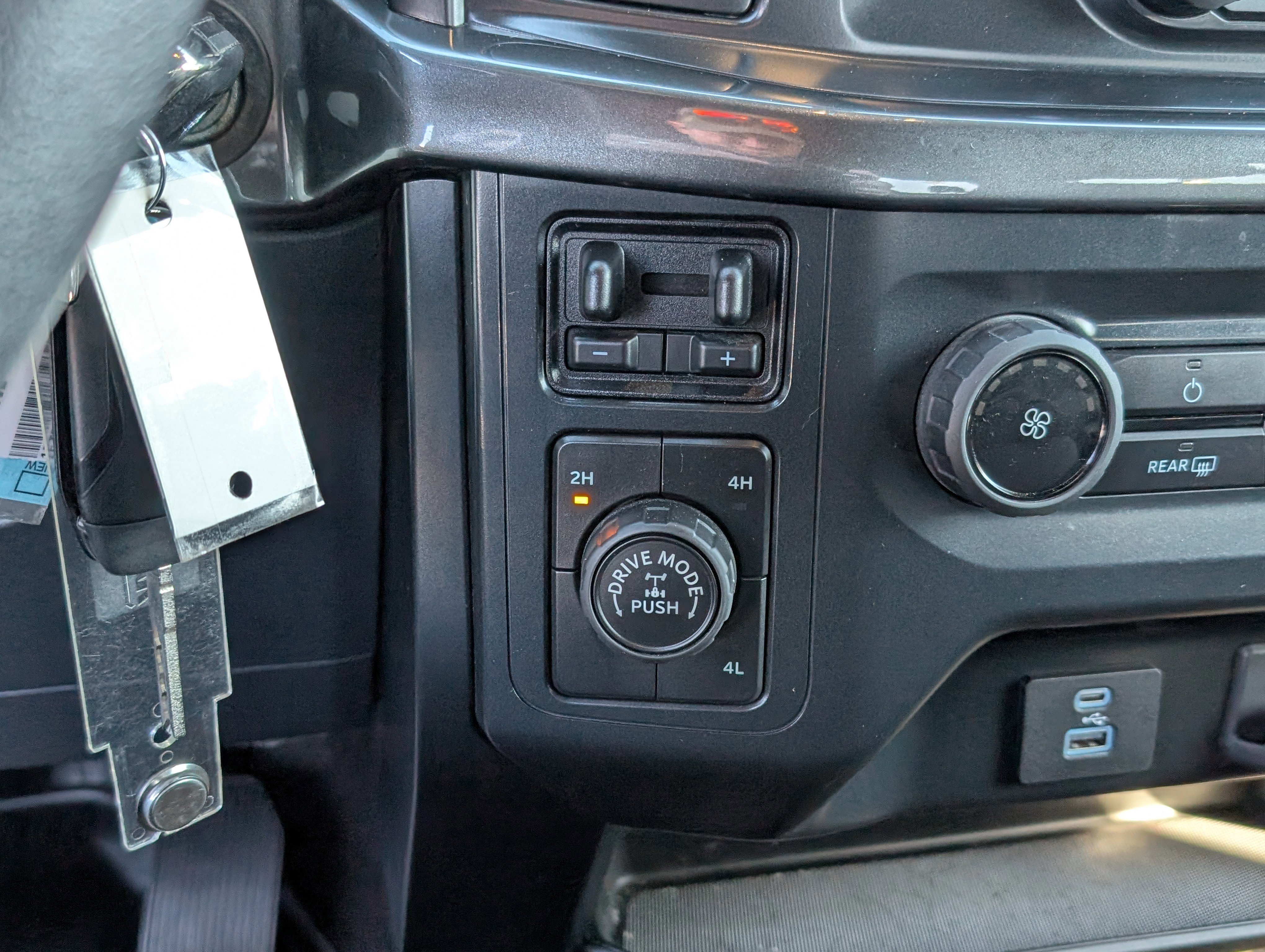 Certified 2022 Ford F150 XL w/ STX Appearance Package image 22