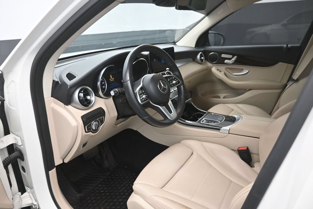 Used 2022 Mercedes-Benz GLC 300 image 19