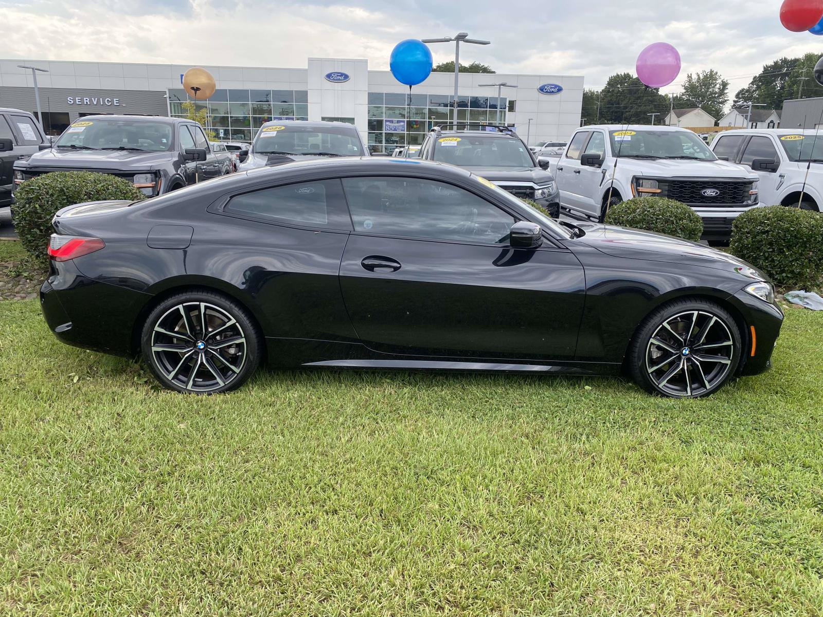 Used 2023 BMW 430i xDrive Coupe w/ M Sport Package AWD/4WD image 8