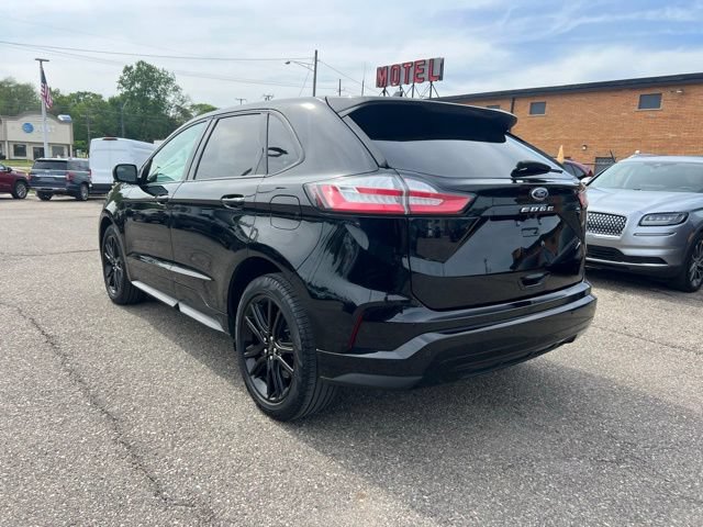 Certified 2024 Ford Edge ST-Line AWD/4WD image 6