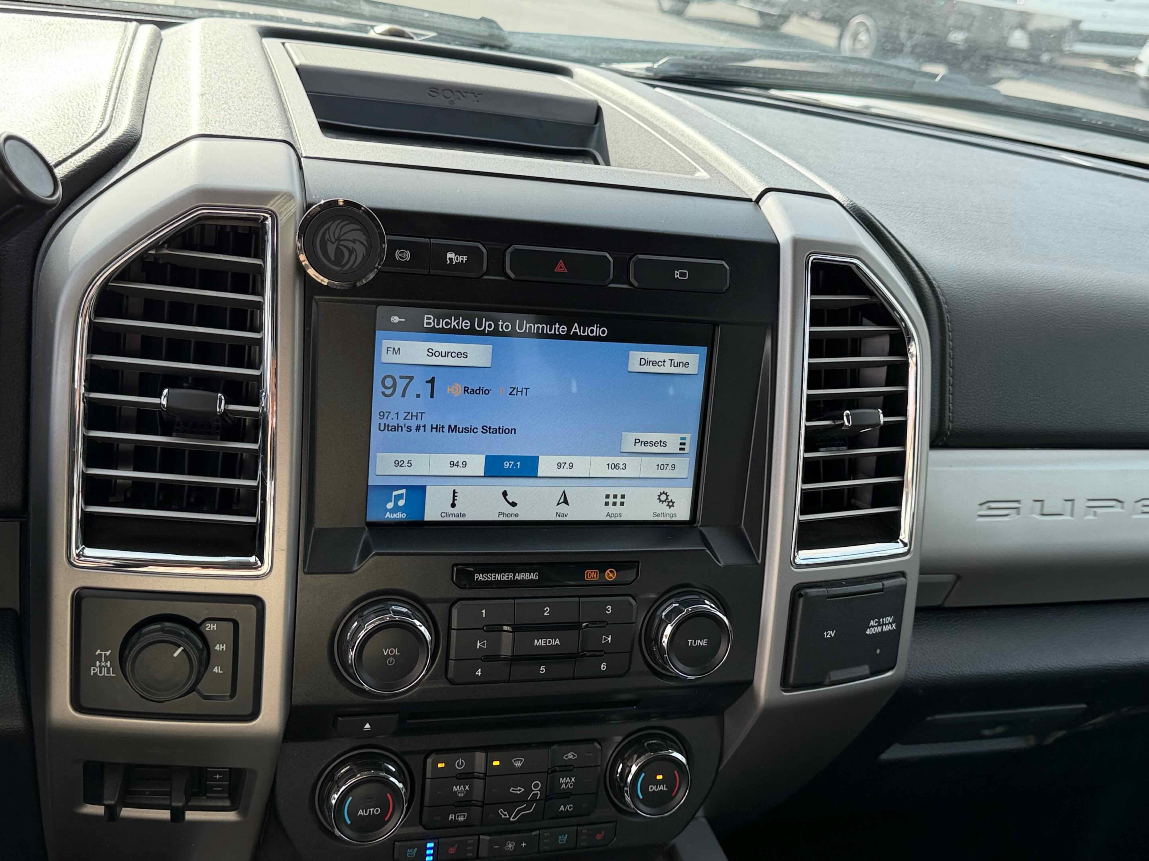 Certified 2017 Ford F350 Lariat w/ Lariat Value Package image 21