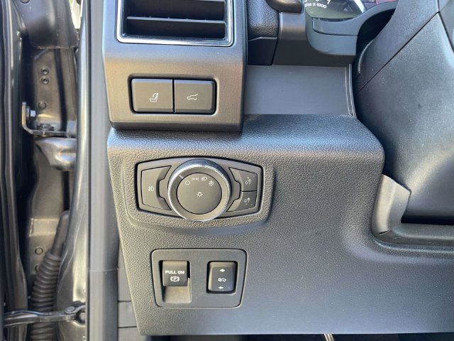 Certified 2020 Ford Expedition Limited w/ Special Edition Package AWD/4WD image 22