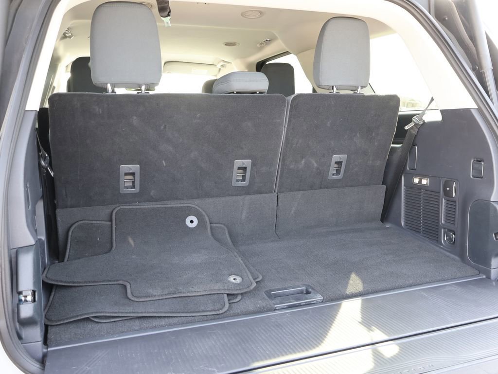 Certified 2025 Ford Expedition Active image 17