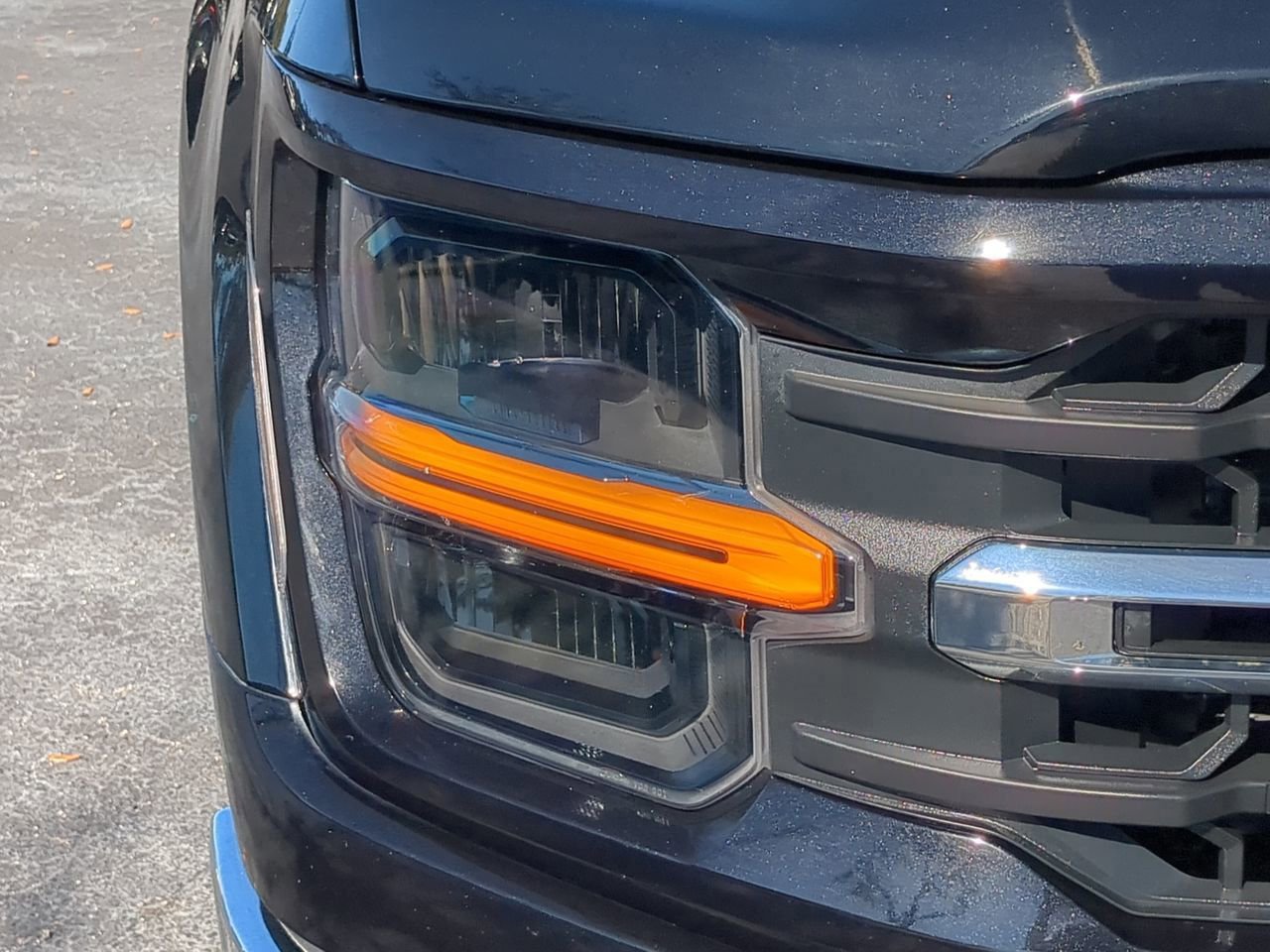 Certified 2024 Ford F150 XLT w/ Mobile Office Package image 10