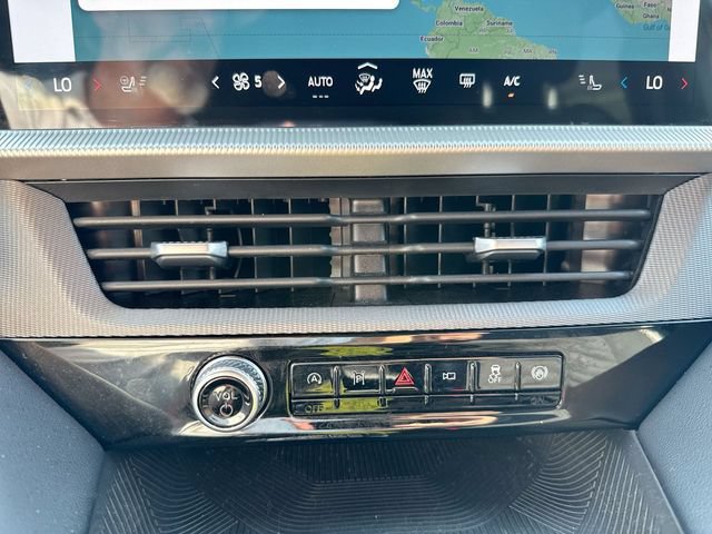 Certified 2025 Ford Explorer ST-Line AWD/4WD image 19