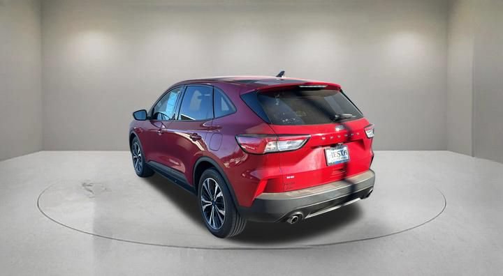 Certified 2021 Ford Escape SE w/ SE Sport Appearance Package FWD image 4