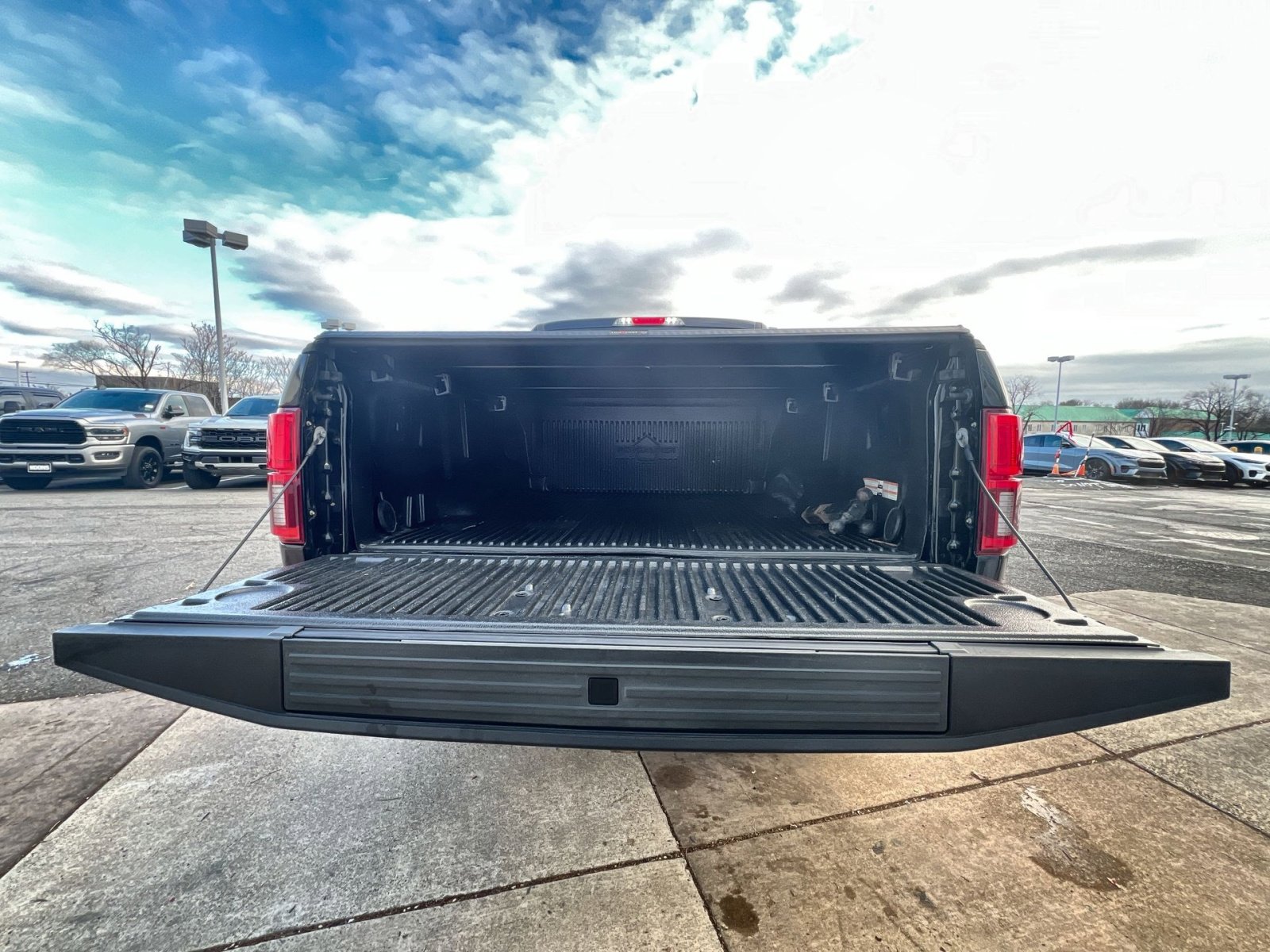 Certified 2020 Ford F150 Lariat w/ Equipment Group 502A Luxury image 26