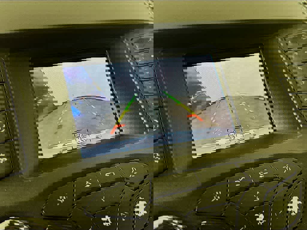 Certified 2019 Ford Edge SE image 28