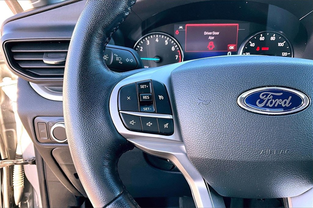Certified 2022 Ford Explorer XLT image 18