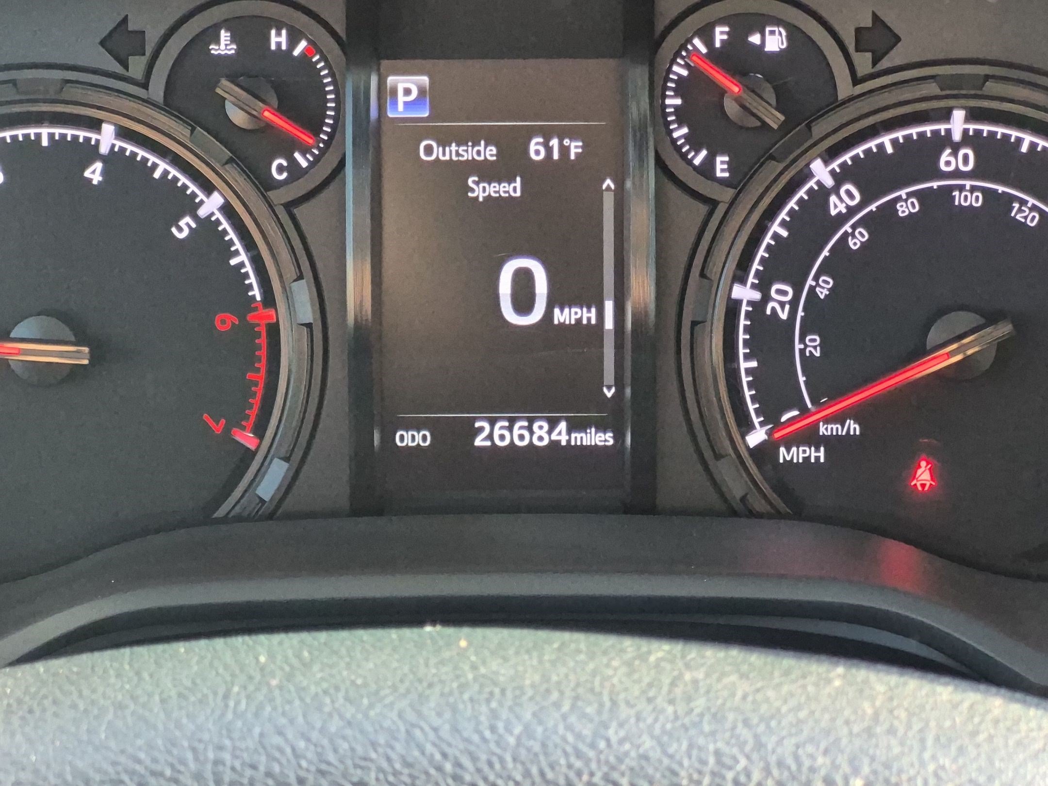 Used 2021 Toyota 4Runner SR5 Premium w/ Moonroof Package AWD/4WD image 25
