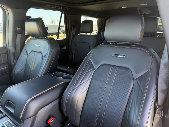 Certified 2024 Ford Expedition Platinum image 13