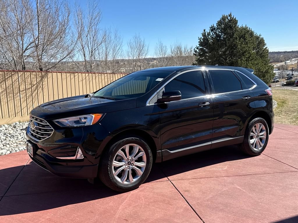 Certified 2024 Ford Edge Titanium AWD/4WD image 4