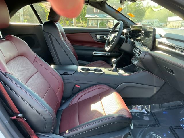 Certified 2025 Ford Mustang GT Premium RWD image 17