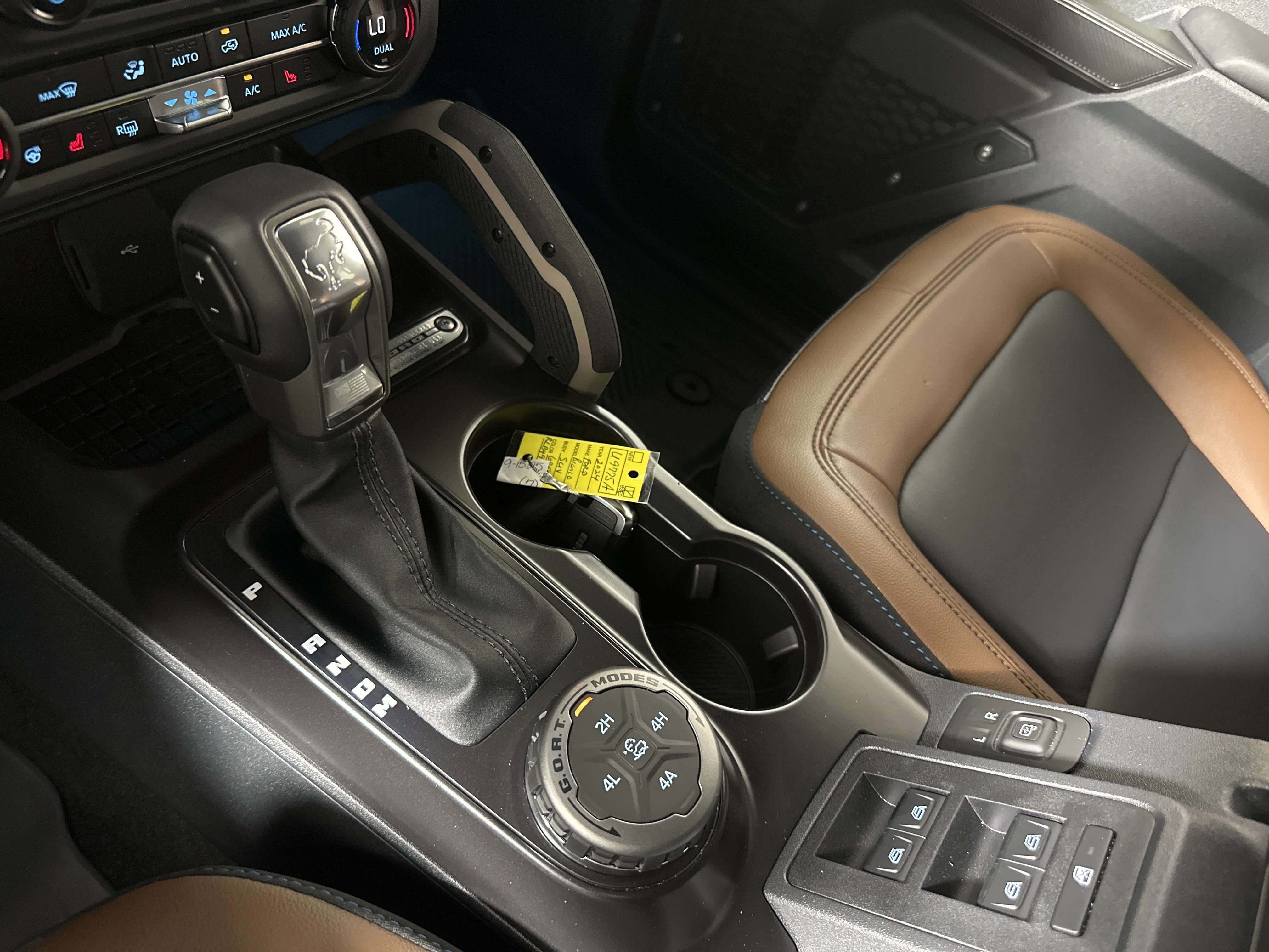 Certified 2024 Ford Bronco Outer Banks w/ Sasquatch Package image 19