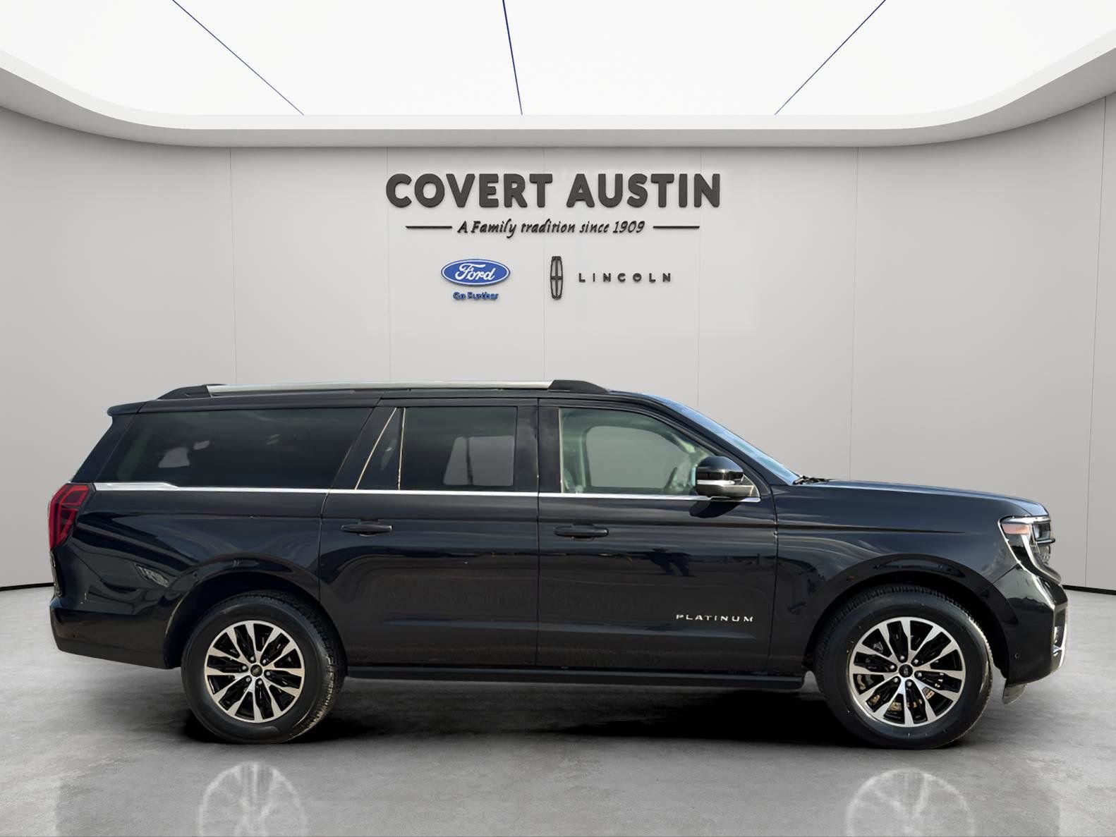Certified 2025 Ford Expedition Max Platinum AWD/4WD image 6