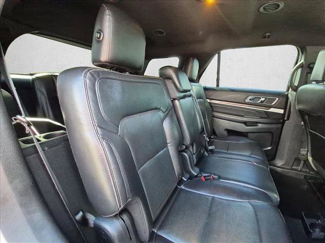 Certified 2019 Ford Explorer Limited w/ Class III Trailer Tow Package FWD image 19