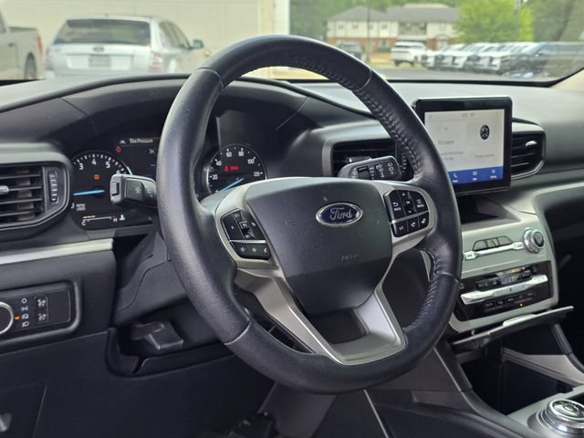 Certified 2021 Ford Explorer XLT RWD image 23