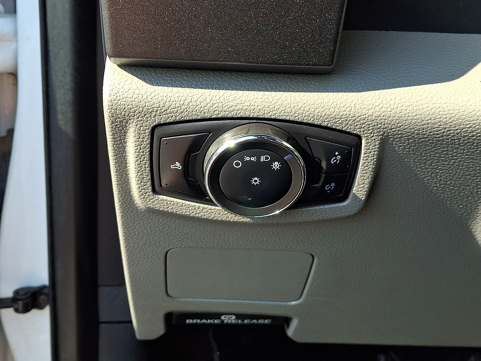 Certified 2022 Ford F250 XL w/ Power Equipment Group AWD/4WD image 26