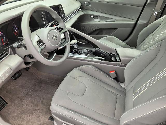 Used 2023 Hyundai Elantra SEL FWD image 15