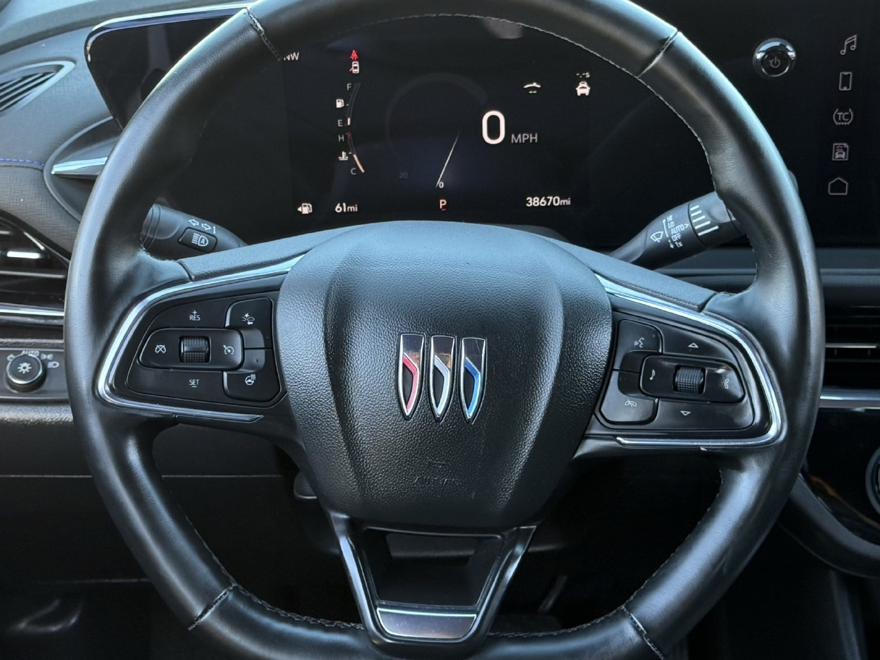 Used 2024 Buick Envista Sport Touring w/ Convenience I Package FWD image 11