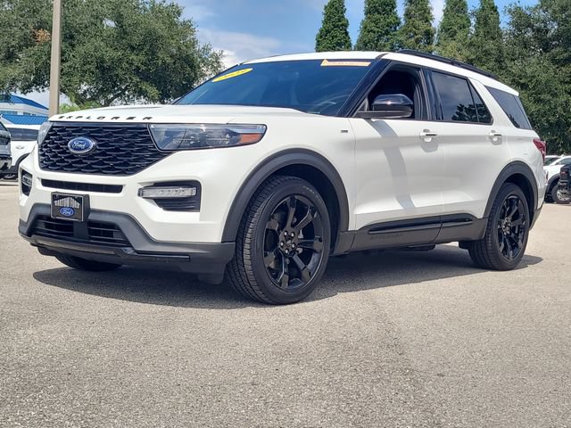 Certified 2023 Ford Explorer ST-Line w/ Class IV Trailer Tow Package RWD image 35