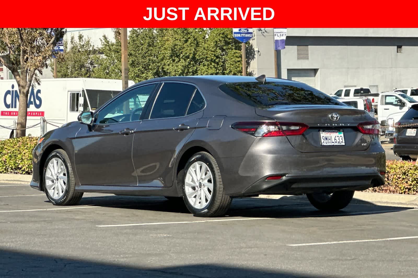 Used 2024 Toyota Camry LE w/ Convenience Package FWD image 7