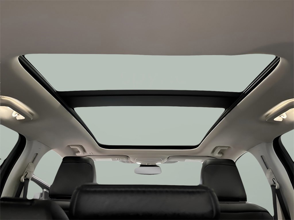 Certified 2021 Ford Edge Titanium w/ Canadian Touring Package image 23