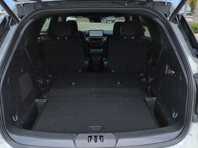 Certified 2025 Ford Explorer ST AWD/4WD image 13