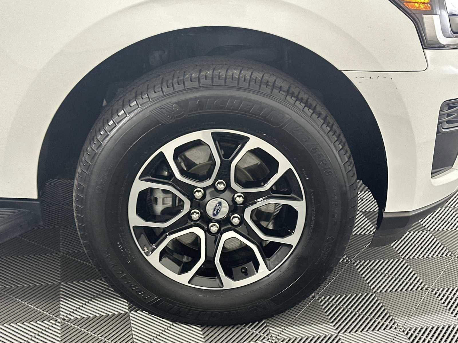 Certified 2024 Ford Expedition Max XLT image 12